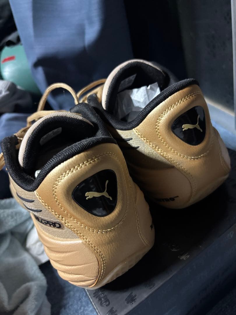 PUMA バスケットボールシューズ ゴールド