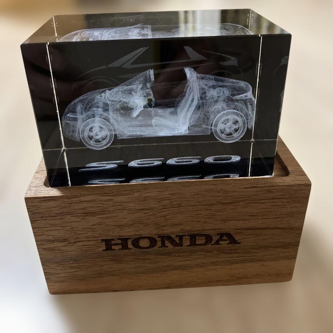 HONDA S660　置物　3Dクリスタル HONDAロゴ入り専用ケース付き