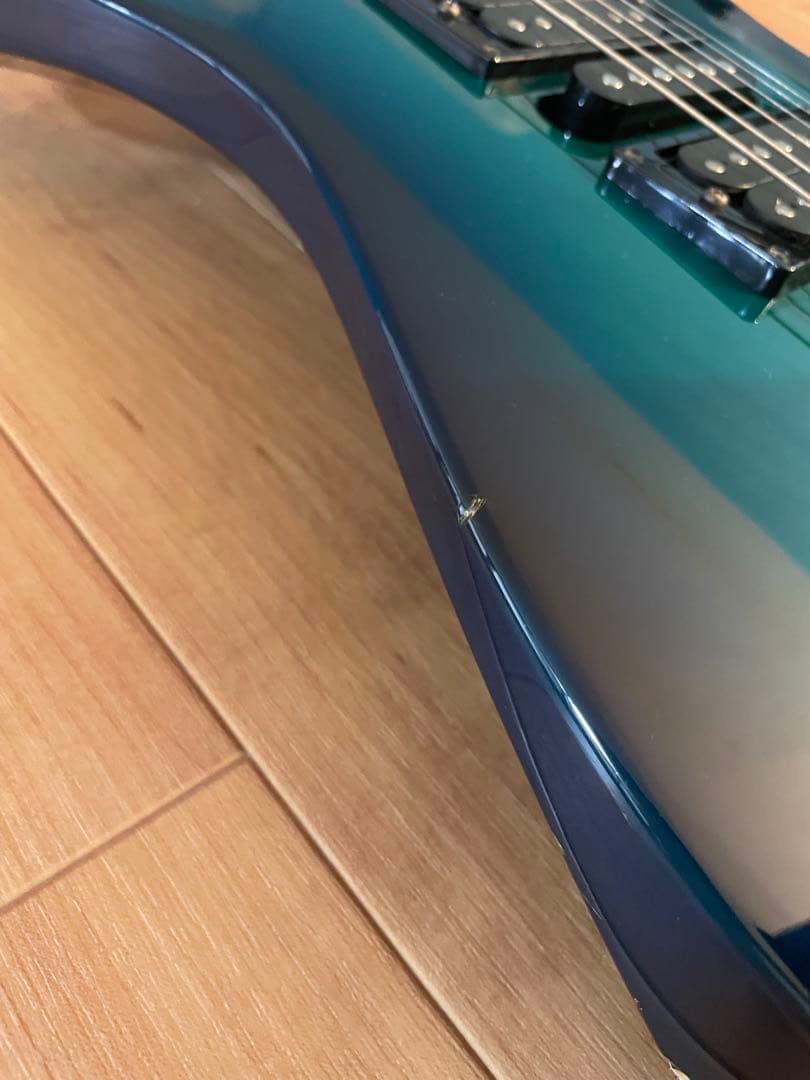 今だけ値下げ中【希少】CHARVEL エレキギター グラデーションブルーストラト