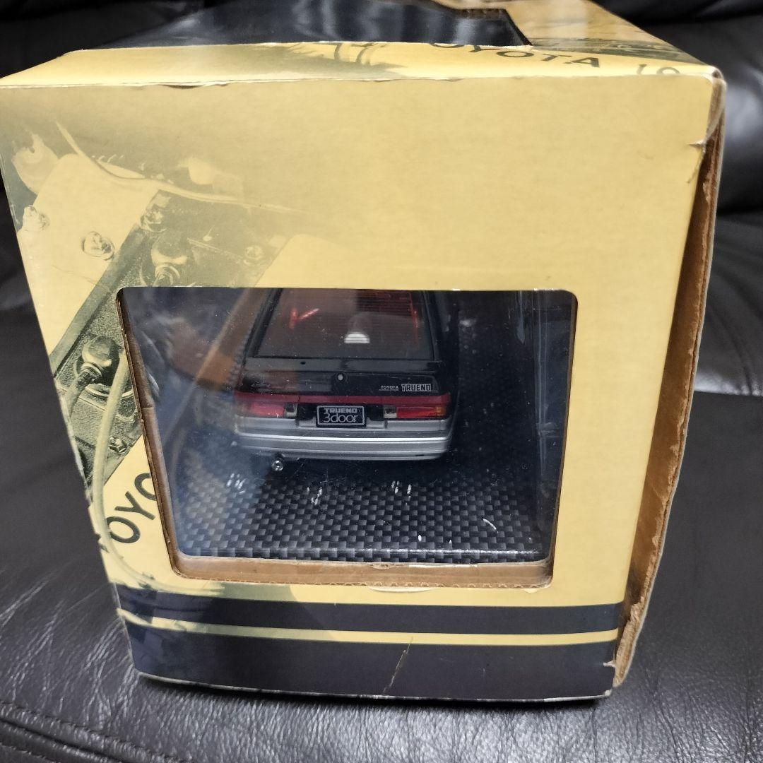 DISM AE86後期型1985年ハチロクautoart風精巧モデル頭文字D