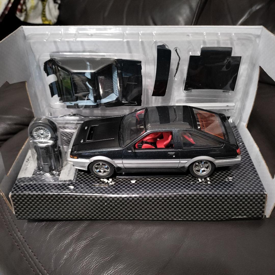 DISM AE86後期型1985年ハチロクautoart風精巧モデル頭文字D