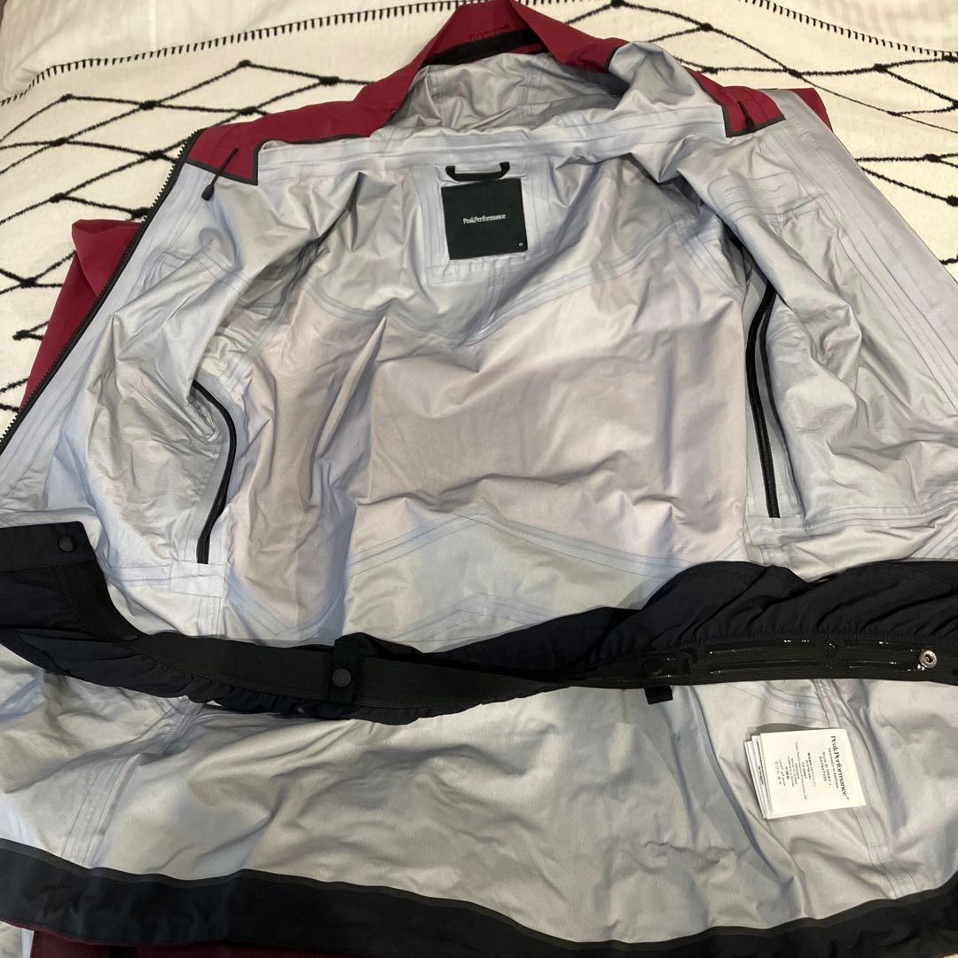 ピークパフォーマンス　グラヴィティジャケットXS・パンツS　ウィメンズ