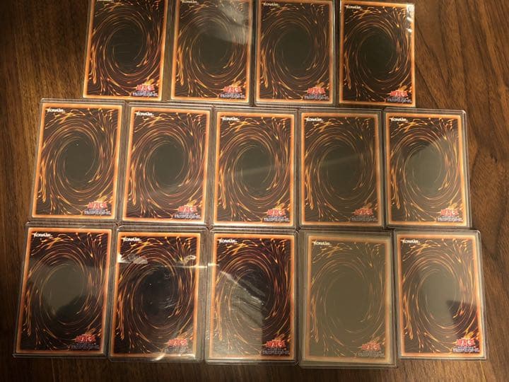 ブラックマジシャンガール　ホログラフィックレア14枚