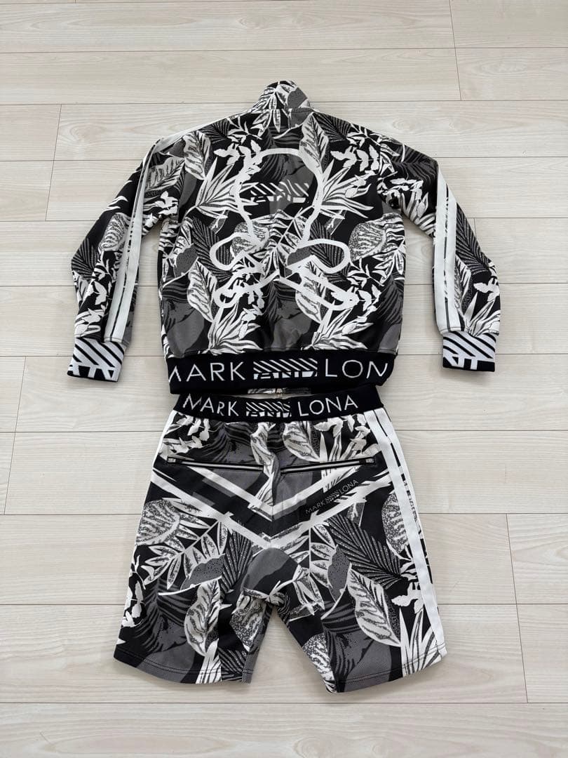 マークアンドロナ　セットアップ　46