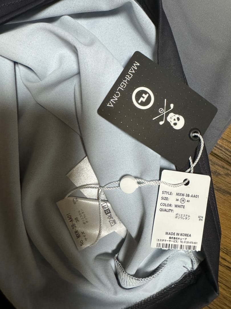 新品の　MARK & LONA 38(M) モックネック半袖　ホワイト