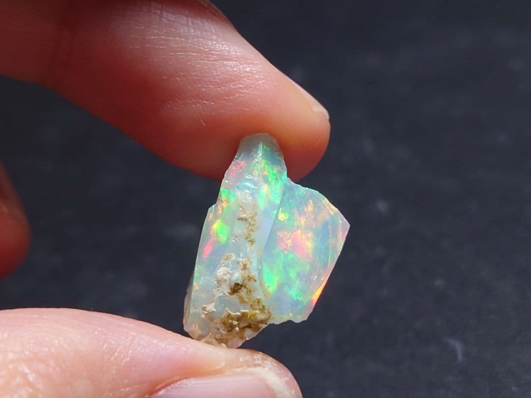 エチオピアウェロ産　オパール　ジュエリーグレード　鉱物標本　原石
