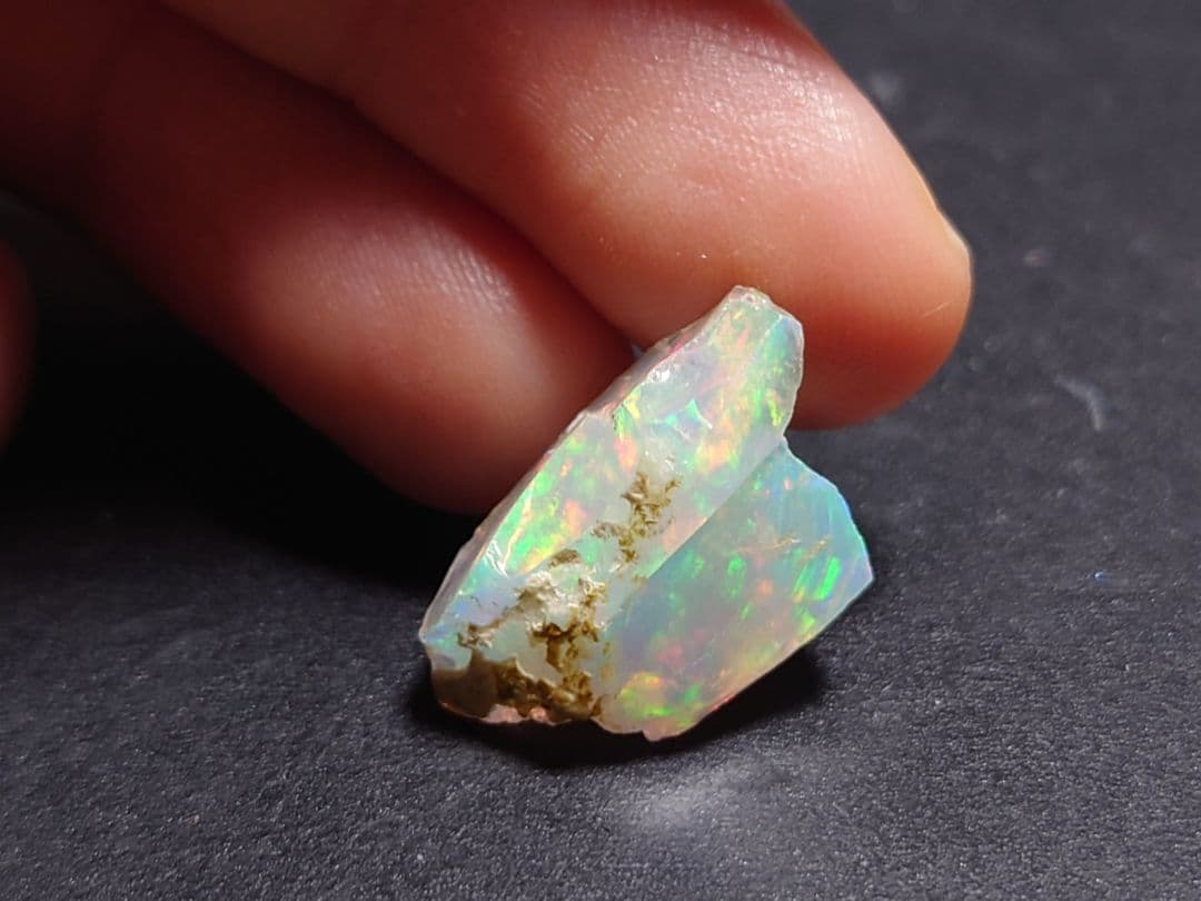 エチオピアウェロ産　オパール　ジュエリーグレード　鉱物標本　原石
