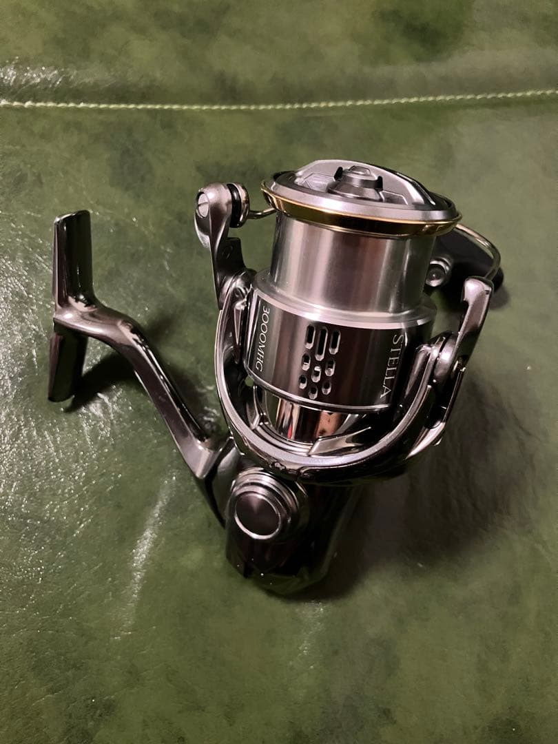 【美品】18ステラ3000mhg