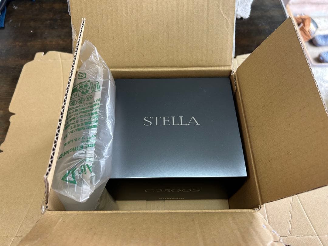 【新品未使用】シマノ 22ステラC2500S STELLA C2500S