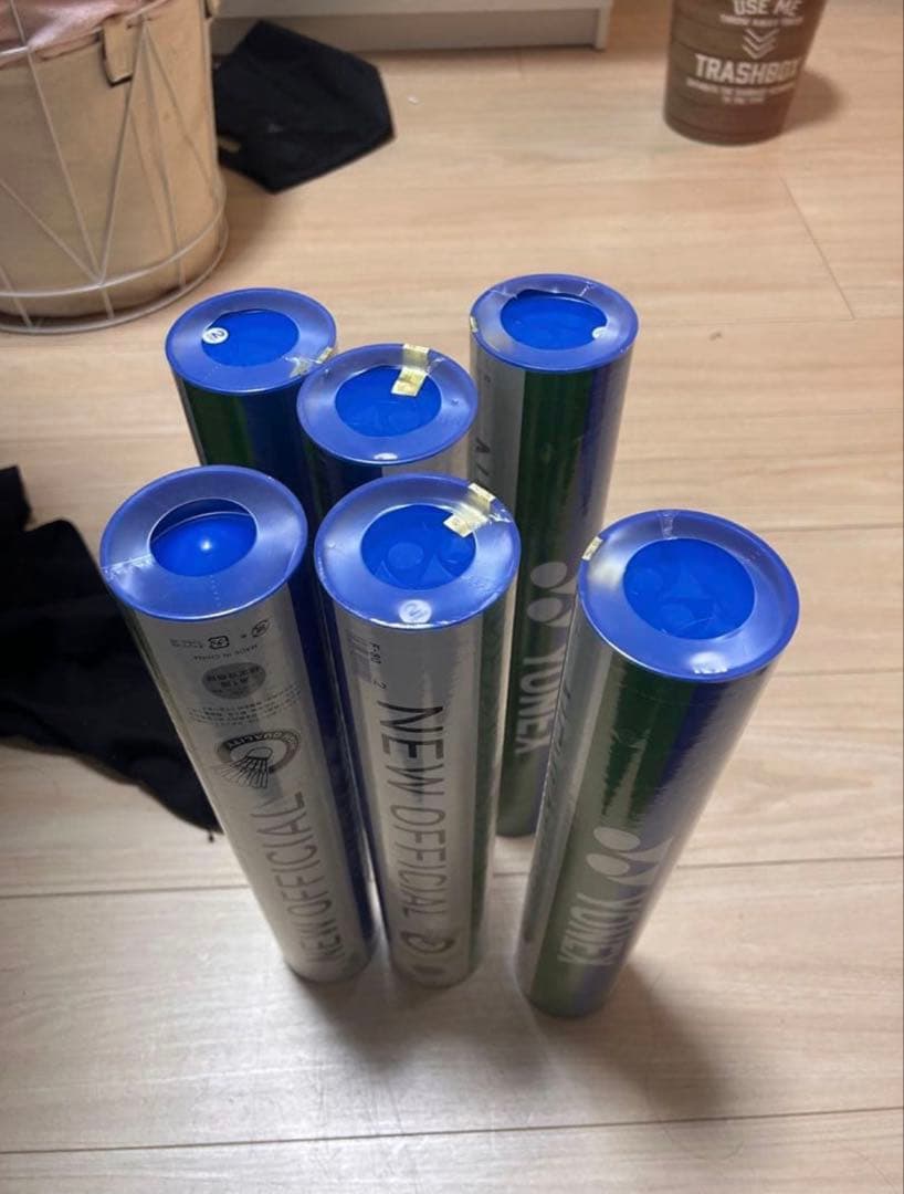 YONEX NEW OFFICIAL バドミントンシャトル 6本セット