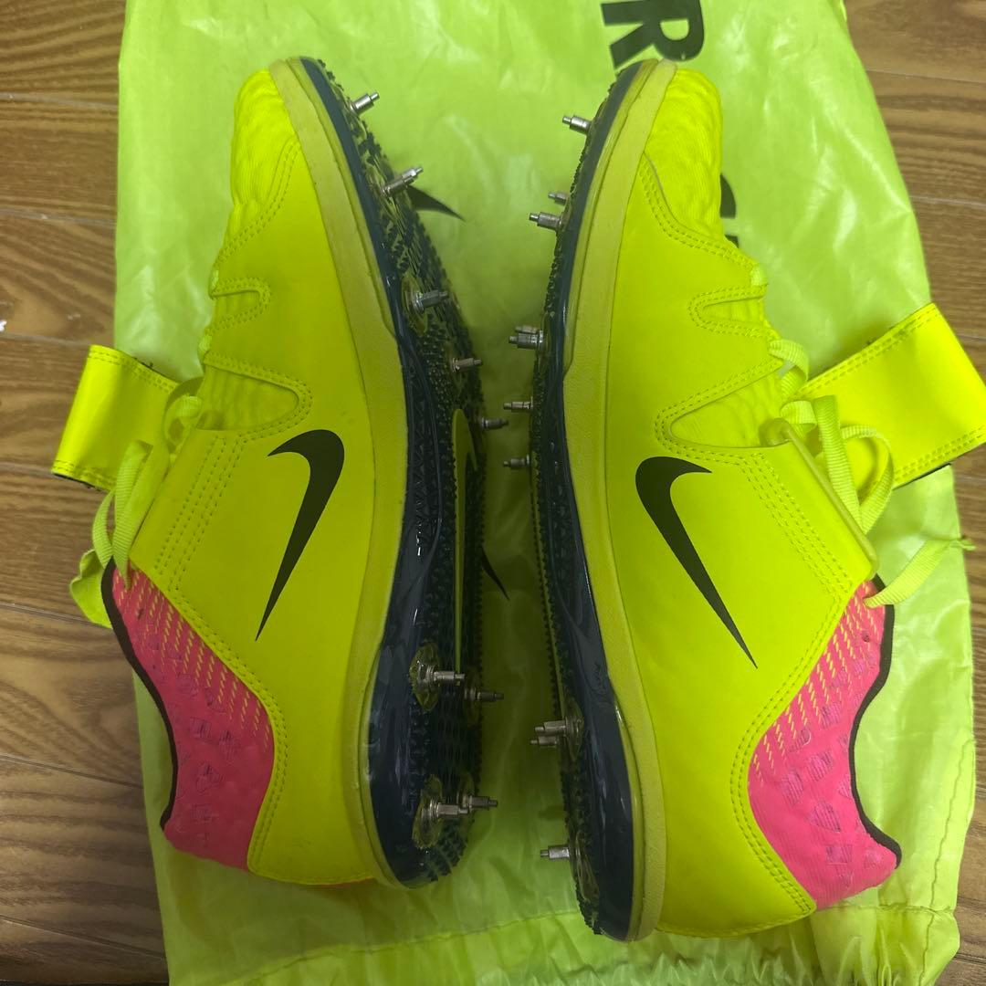 陸上　スパイク　NIKE