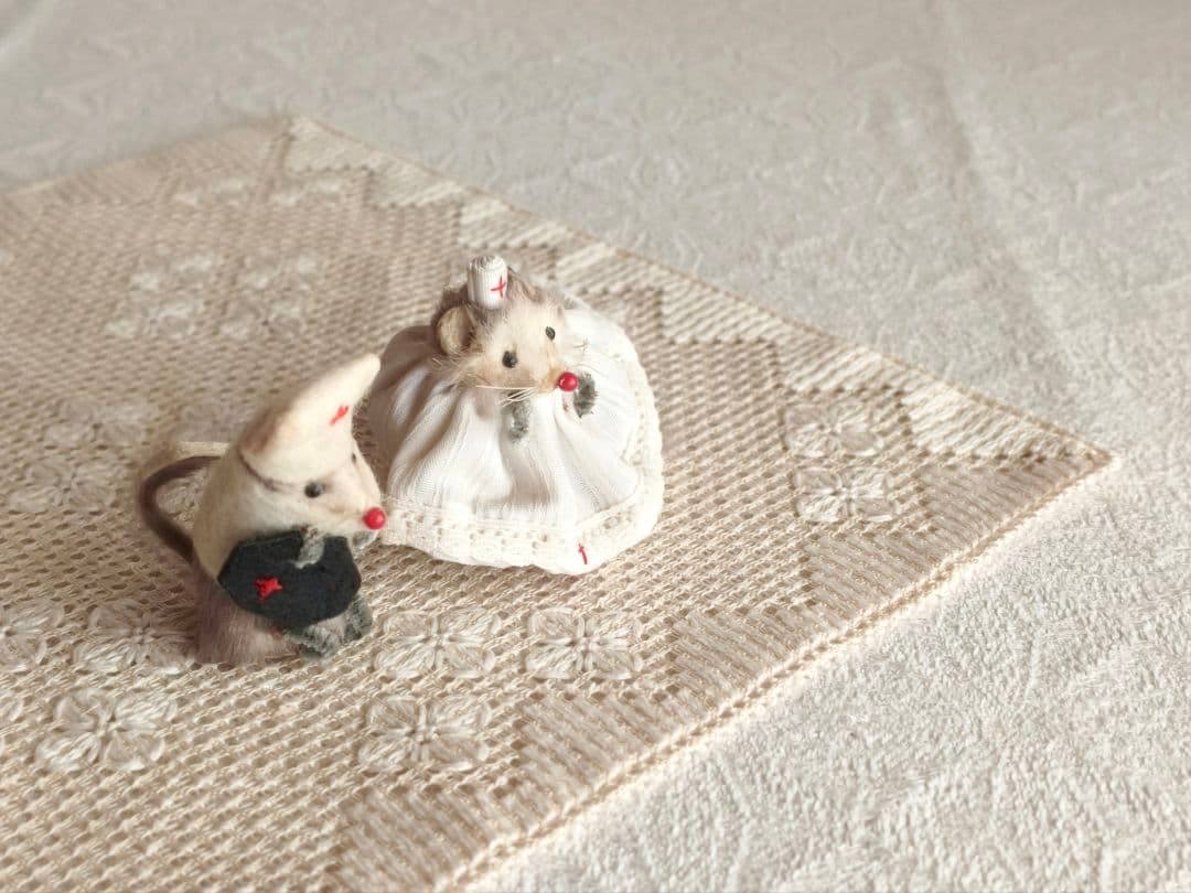 * vintage figure ✙ * 赤十字の ネズミさん SET