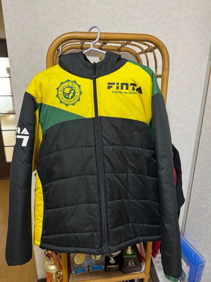 FINTA 中綿入りウィンドブレーカーセットアップ！