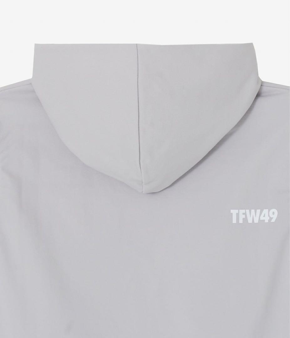 新品タグ付き⭐️2025FW新作⭐️フーディベスト⭐️ホワイト