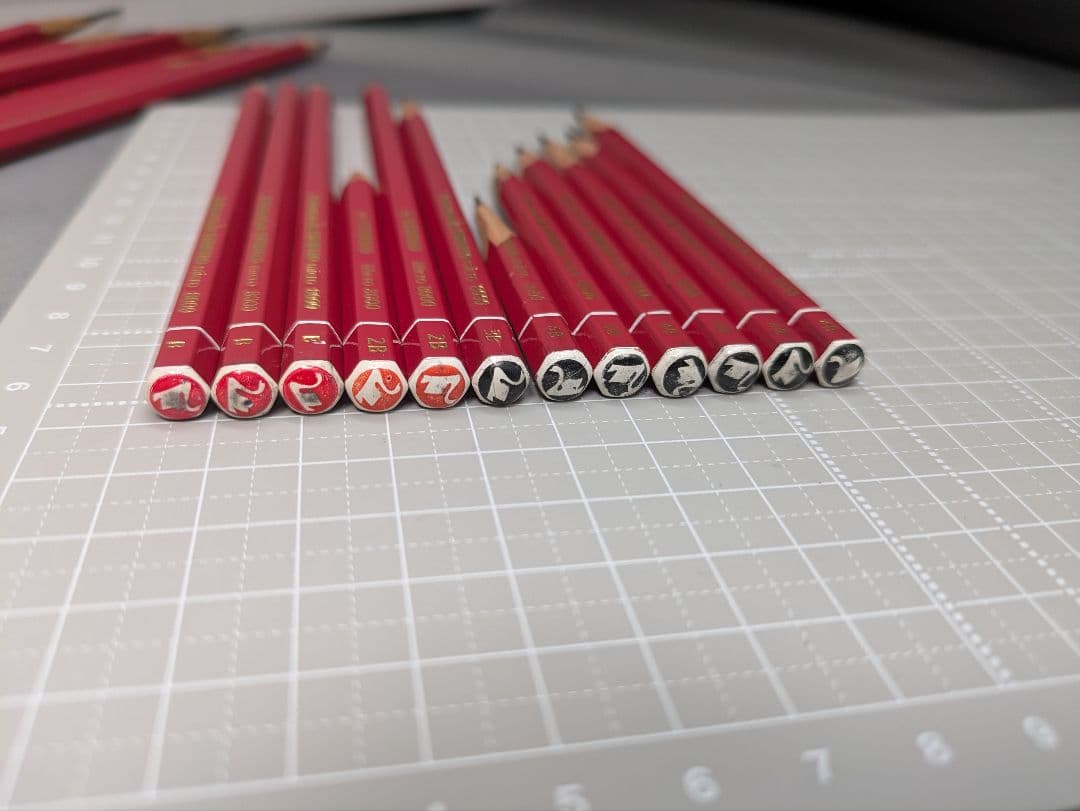 【使用品】STABILO micro8000 22本 4B〜4H