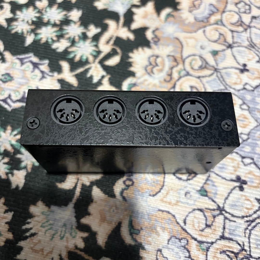 FREE THE TONE MB-5 MIDIスルーボックス