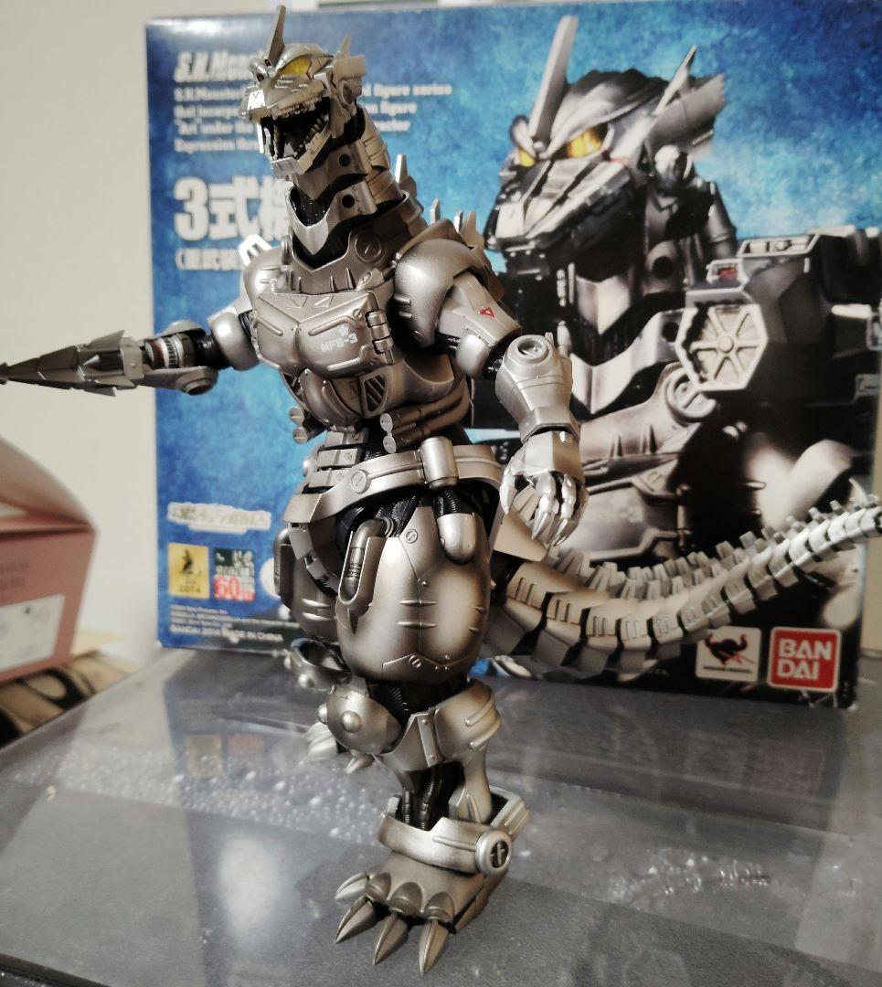 S.H.MonsterArts 3式機龍（重武装型/高機動型）