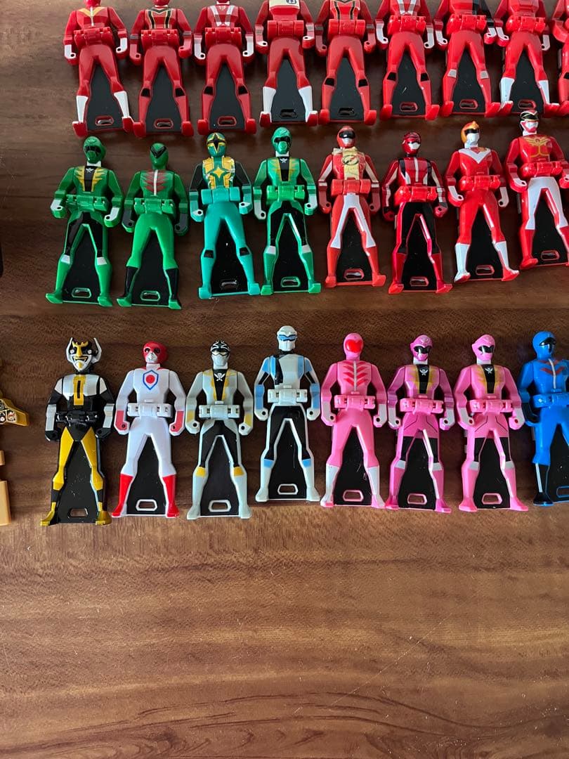 海賊戦隊ゴーカイジャー DXモバイレーツ レンジャーキー　フィギュア2体付き