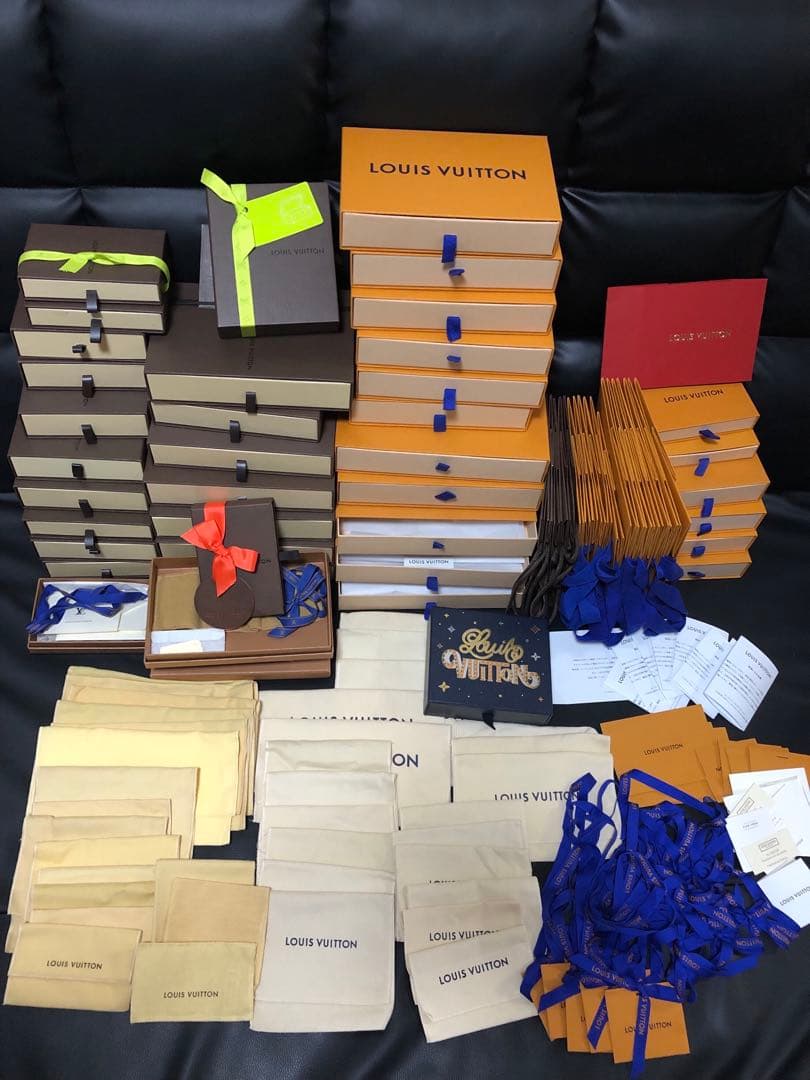 ルイヴィトン　財布箱　小物類箱　財布小物用保存袋　リボン等まとめ売り　限定箱有