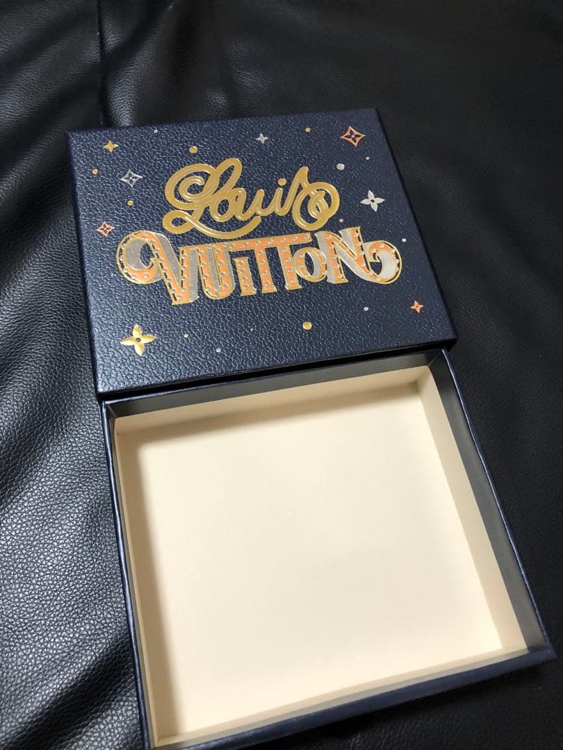 ルイヴィトン　財布箱　小物類箱　財布小物用保存袋　リボン等まとめ売り　限定箱有