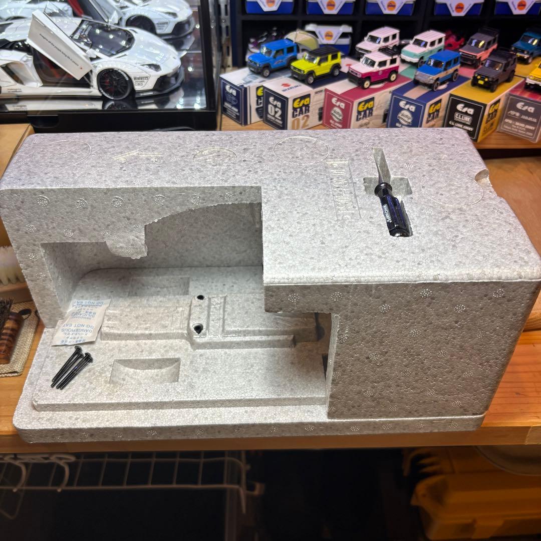 ベンツ　Gクラス 40th エディション　1/18 1000限定　レア