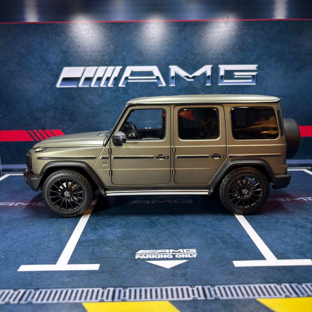 ベンツ　Gクラス 40th エディション　1/18 1000限定　レア