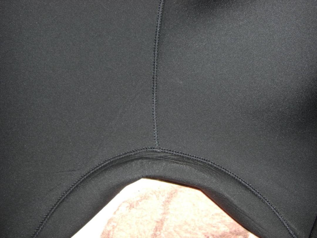 新品_Fellow ALL3mmチェストジップセミドライ