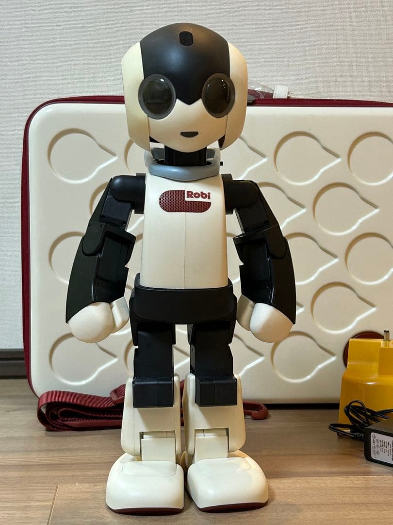 デアゴスティーニ　ロビ　初代　フルセット　トランクケース付き　動作確認済み