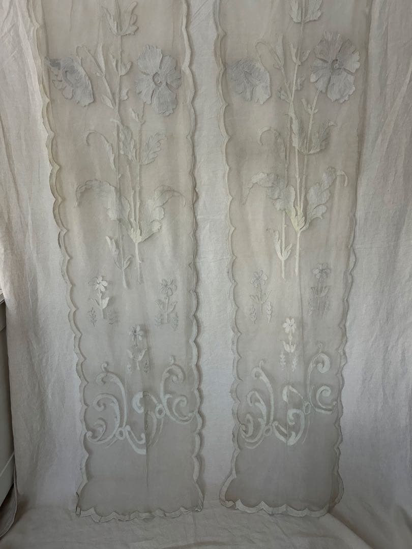 フランスアンティーク花柄刺繍チュールカーテン2枚セット