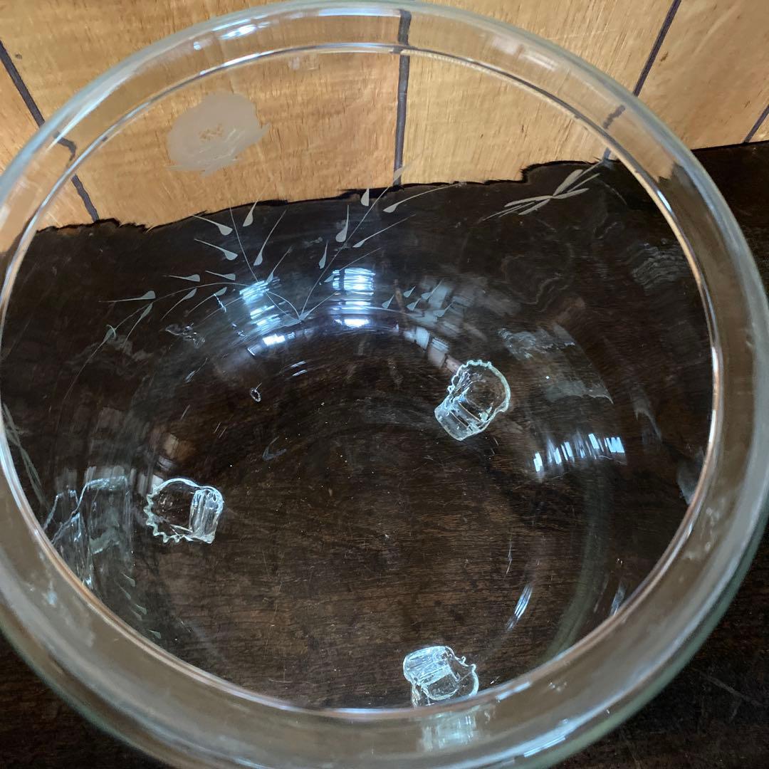 アンティークガラス瓶 切子 脚付き 金魚鉢 レトロ 花柄