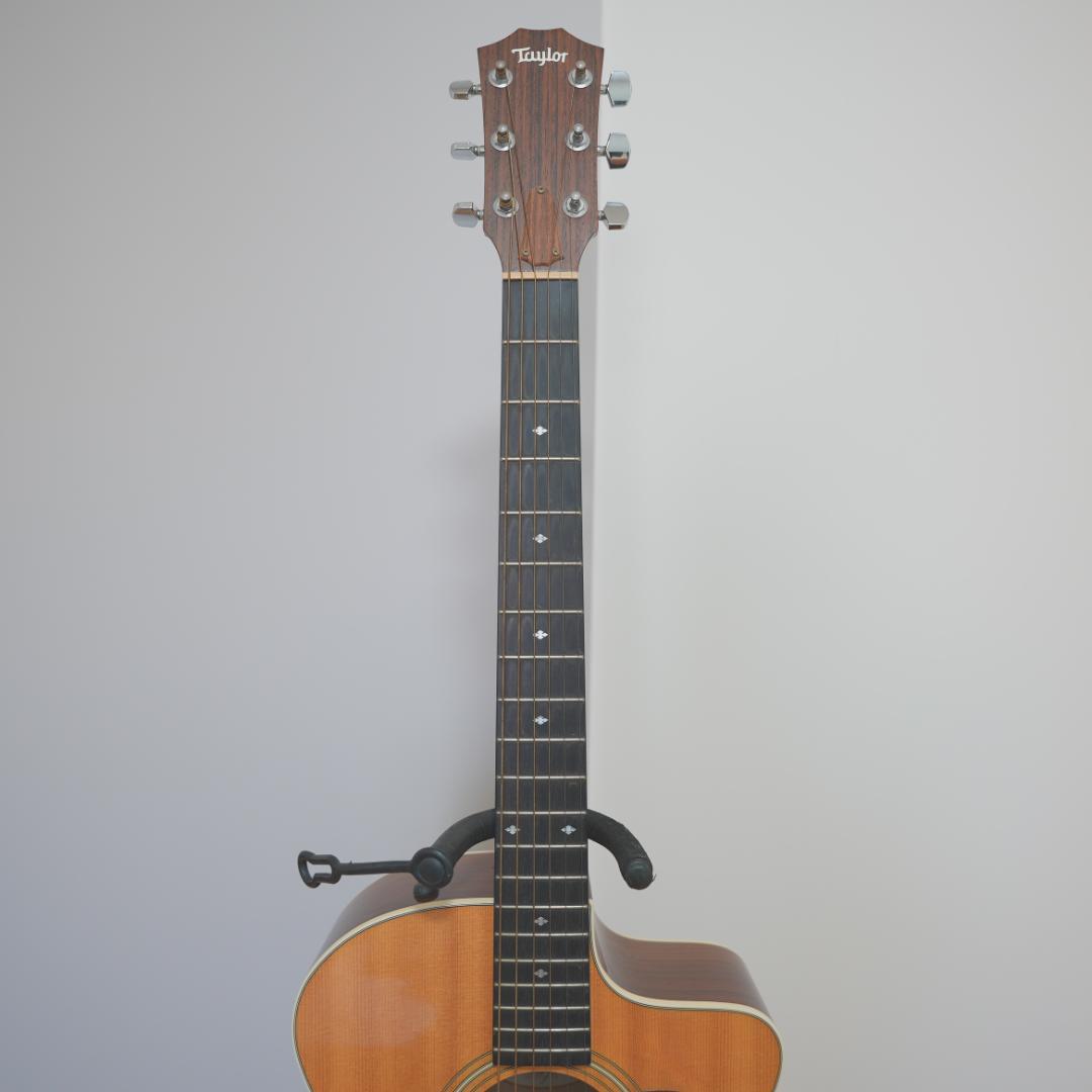 Yoshi 　　214ce DLX ES2【Taylor】