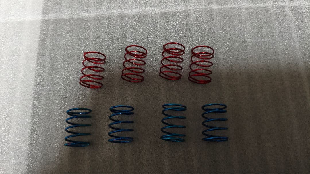 EAGLE　RACING　TA05改GRT ラジコンカー