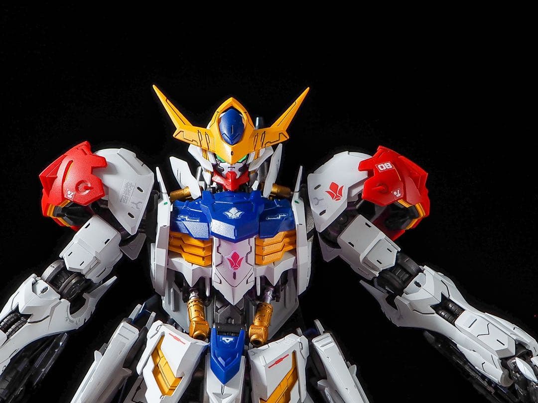 mg ガンダムバルバトスルプス　全塗装　完成品　パイロット塗装　ラスト