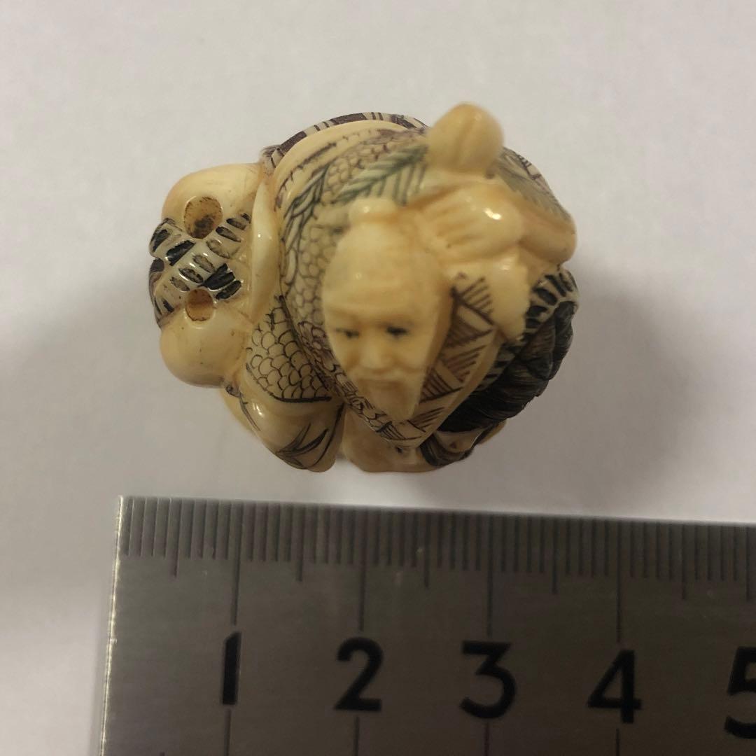 天然素材　アンティーク　根付　置物