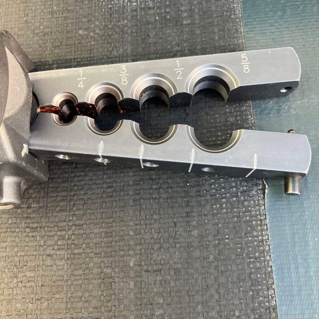 ま*ん様 エアコン工具 タスコ フレアツール 700-DPC