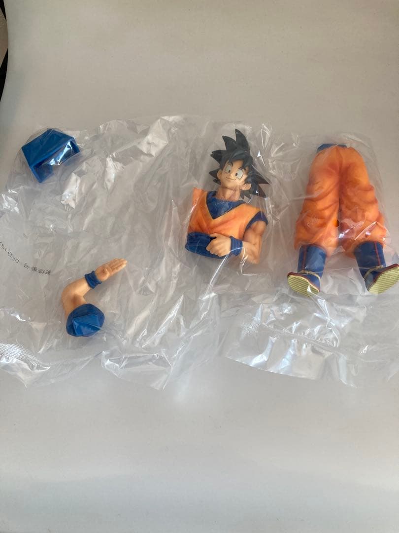 y*0様 中古未開封、ドラゴンボールZ造形駅伝SON GOKU孫悟空：少年の2体