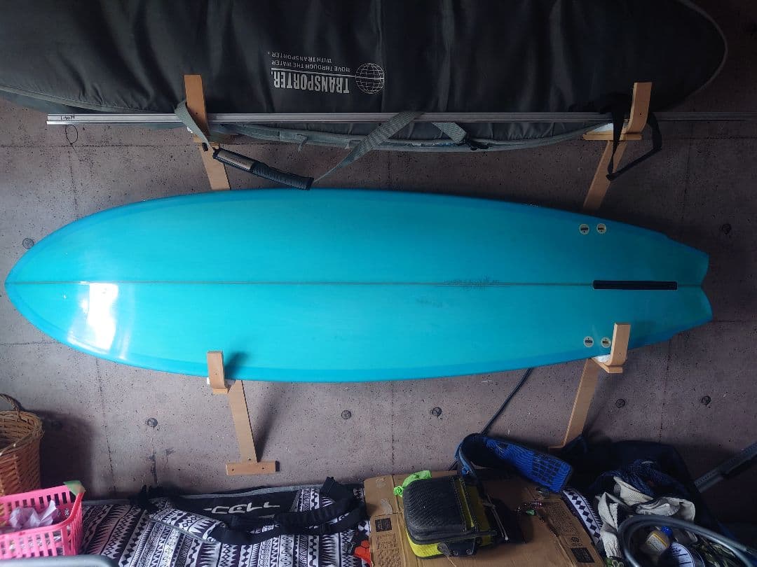 おがまさんシェープ青いミッドレングスボード 6'10x 21\" x 2 7/8\"