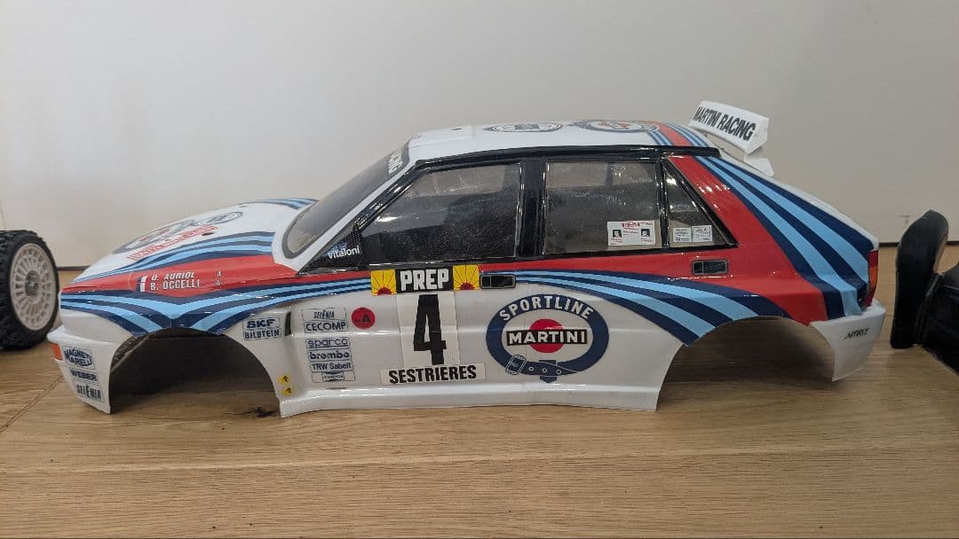 TAMIYA tt-02 ランチアデルタ　finespec2.4G