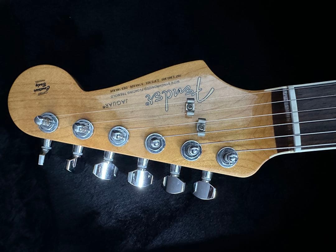 ギター FENDER  Cobain Jaguar NOS