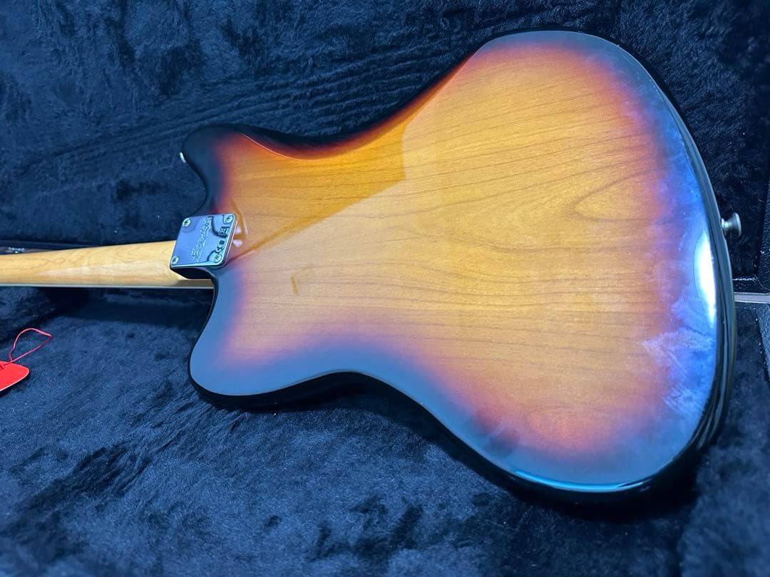 ギター FENDER  Cobain Jaguar NOS