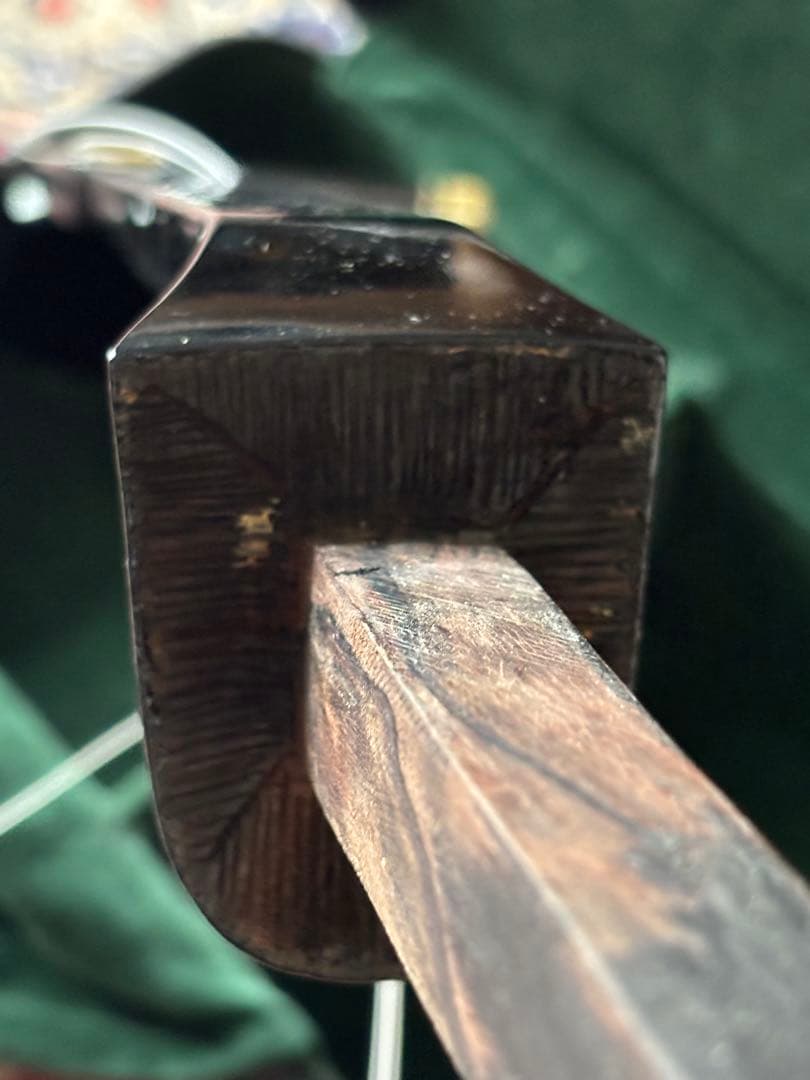 古い黒檀三線　両面本皮張り　現状！