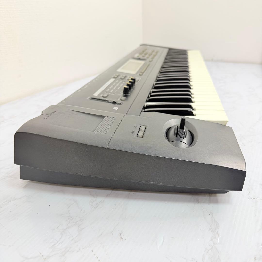 KORG　TRITON Le　TRI-Le BK61　シンセサイザー　61鍵盤