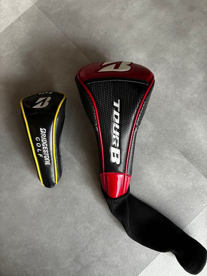 XXIO キャディバッグ ブラック/レッド