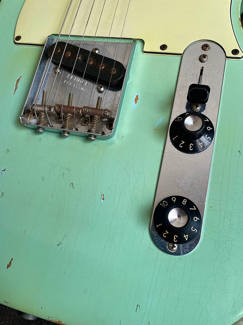 ギター Fender custom shop 1963 Telecaster Relic