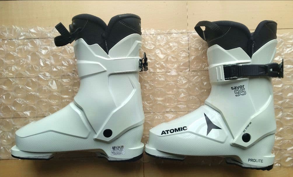 ATOMIC Savor 95 スキーブーツ(ホワイト)アトミック