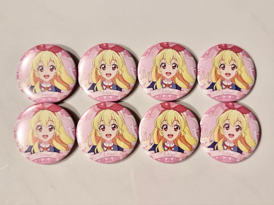 アイカツ！ 星宮いちご バースデー缶バッジ8個セット