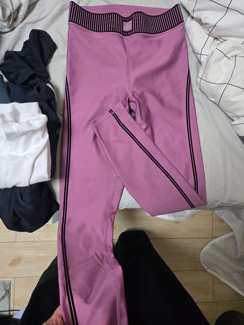 Alo ヨガパンツ