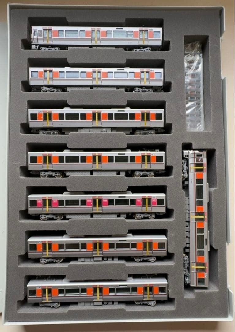 最終値下げ　TOMIX JR 323系 大阪環状線 8両セット