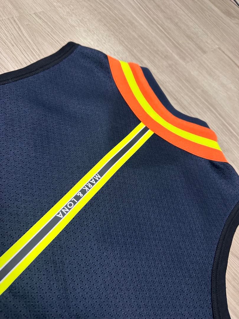 MARK & LONA ネイビー Vネックベスト