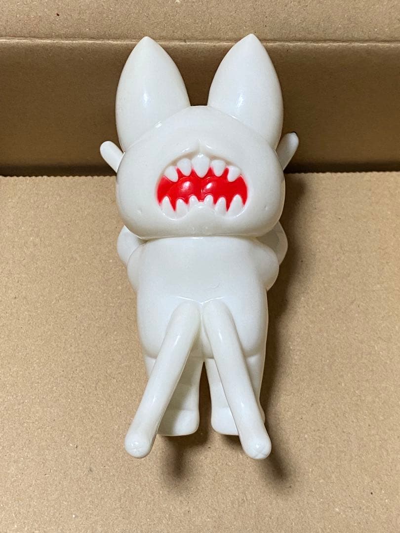 grapebrain ジゴクネコおにぎり　ソフビ